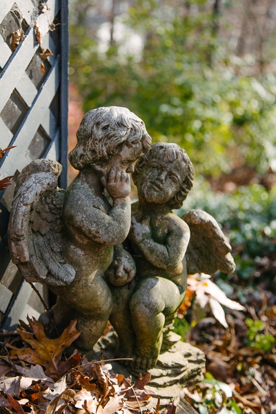 garden statues