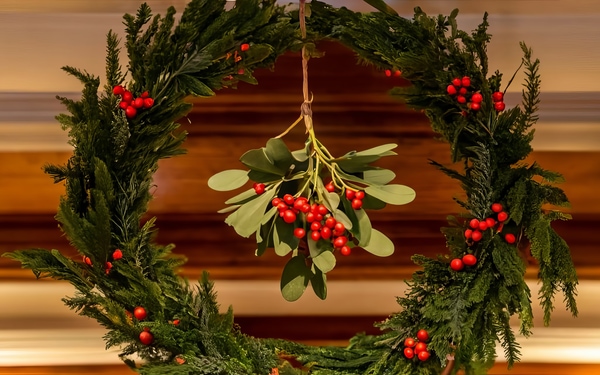 holly wreath