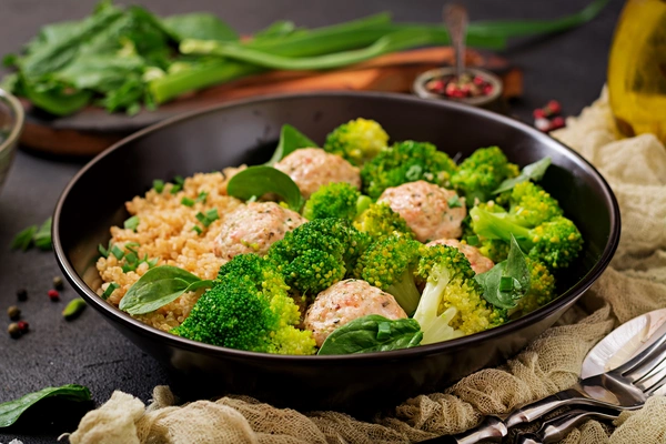 cooked broccoli